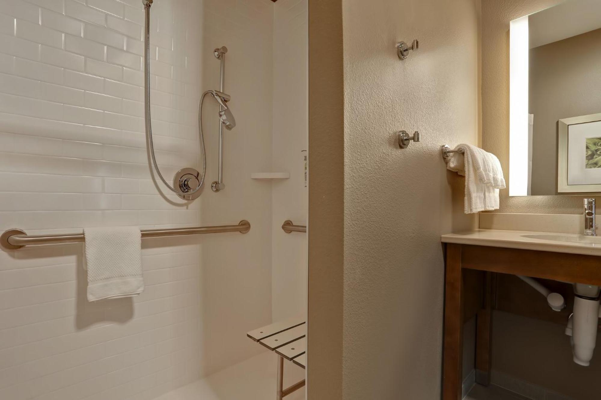 Staybridge Suites - Overland Park - Kansas City S By Ihg Esterno foto
